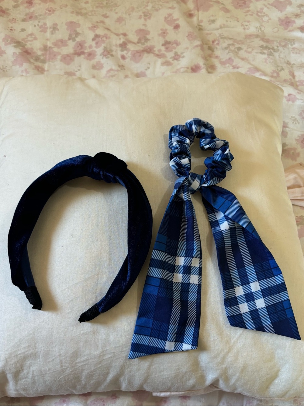 Bundle of hair accessories